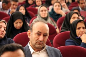 همایش آشنایی با شاخص های ارزیابی عملکرد جایزه ملی تعالی آموزش و توانمندسازی در مرکز قلب و عروق شهید رجایی: عکس شماره 3 / 12